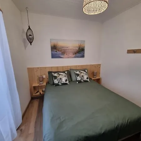 Maison Avec Vaste Jardin O'dyss 度假居 *