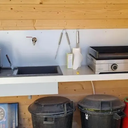 Maison Avec Vaste Jardin O'dyss 度假居